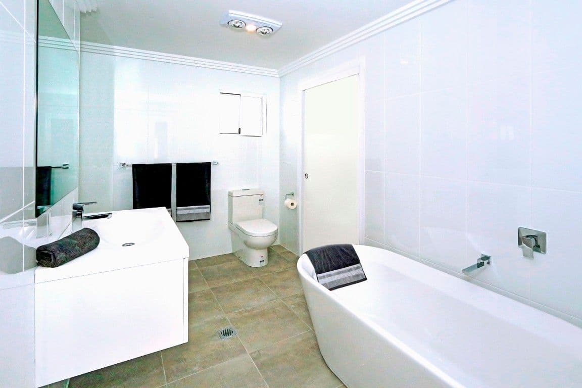 9 Renshaw Street, Park Avenue QLD 4701, Park Avenue - Thumbnail 8