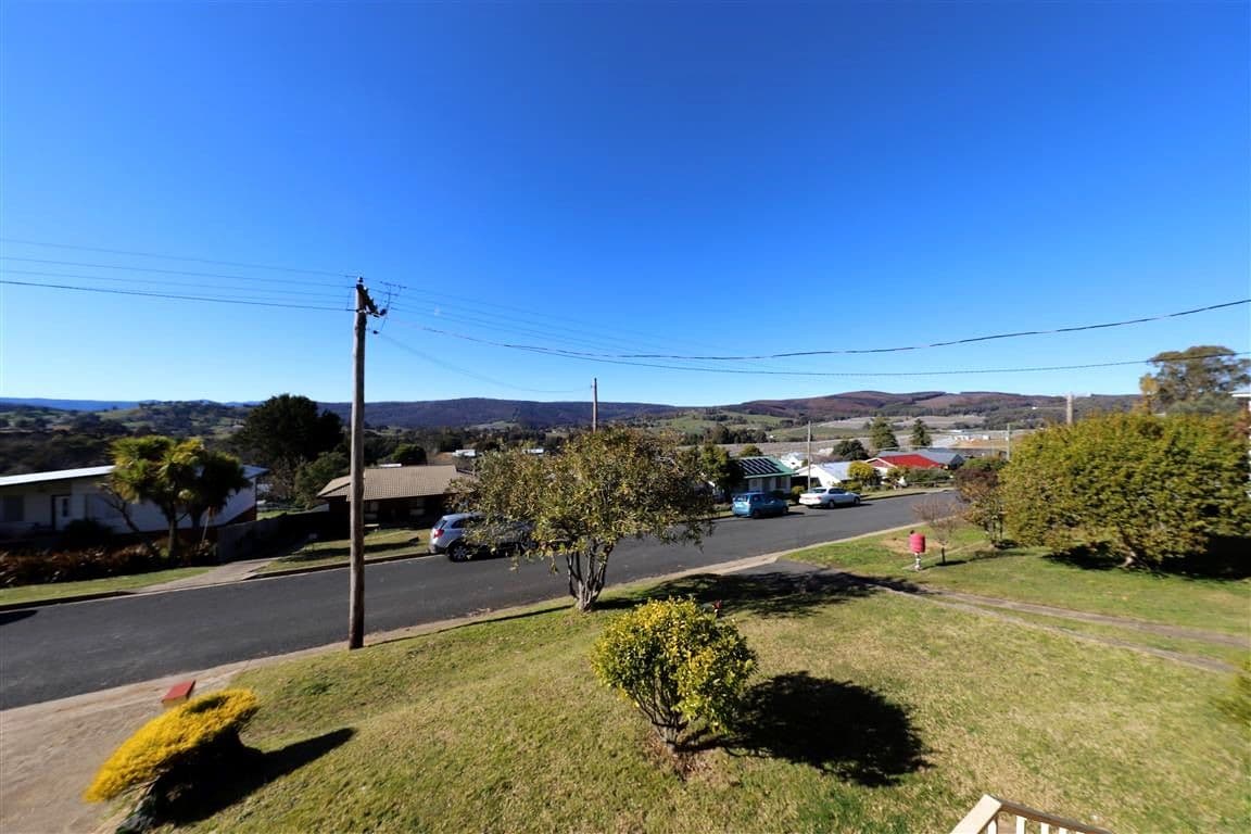 30 Sunnyside Avenue, Batlow NSW 2730, Batlow - Thumbnail 4