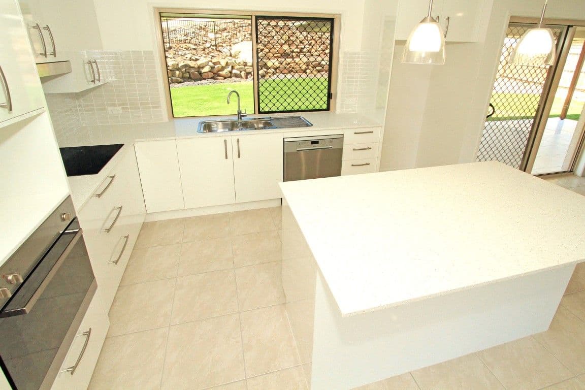 2 Vanderspek Place, FRENCHVILLE QLD 4701, Frenchville - Thumbnail 5