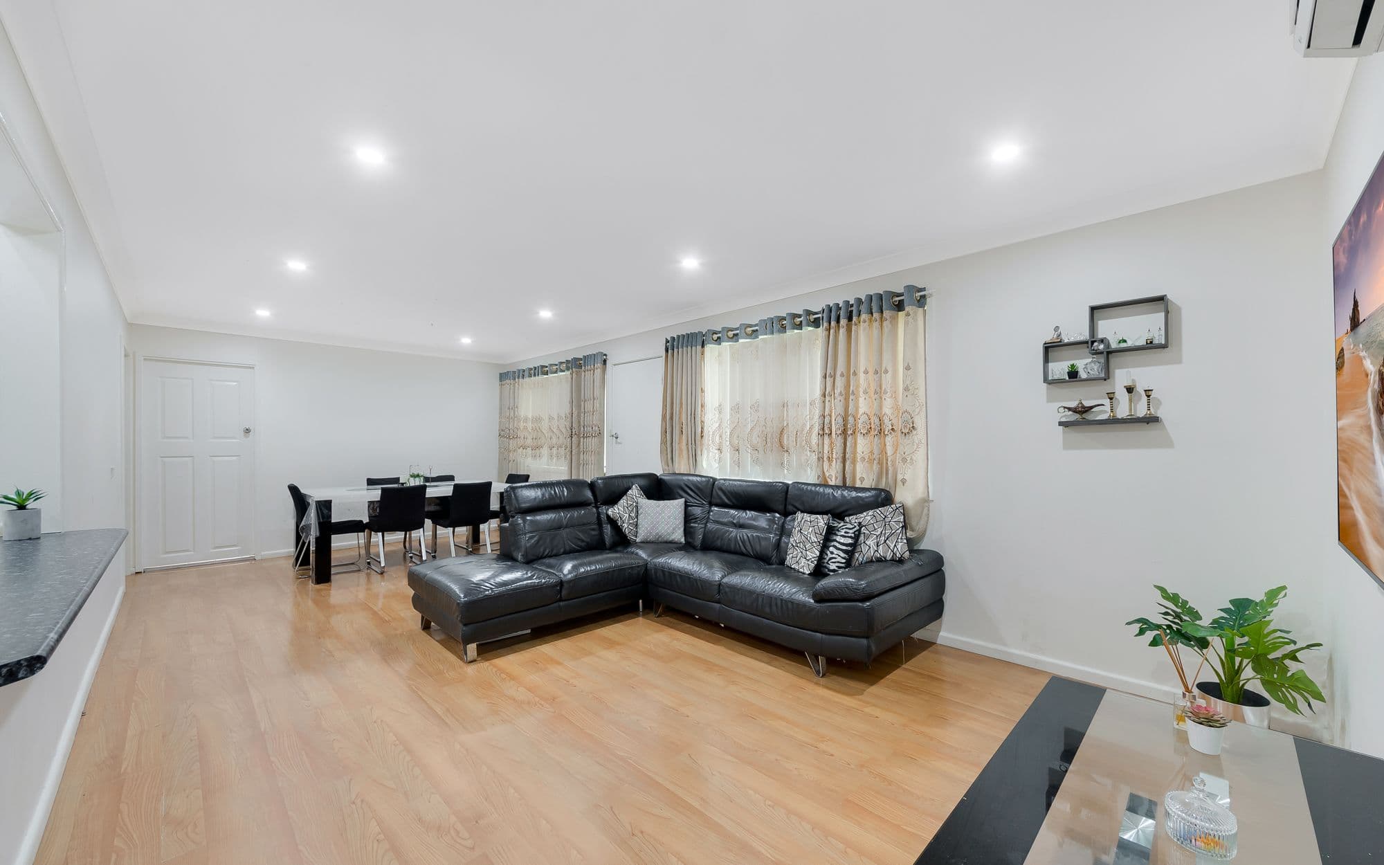 6 Yennora Street, Campbelltown NSW 2560, Campbelltown - Thumbnail 3