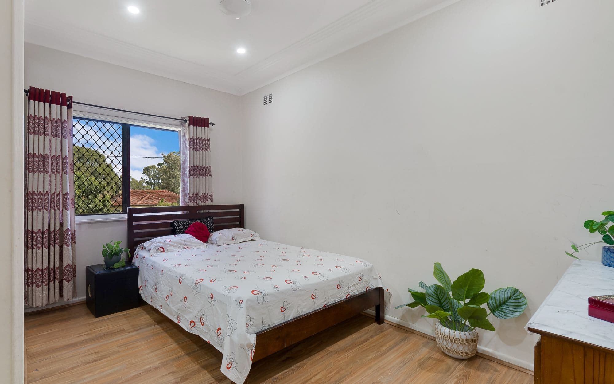 6 Yennora Street, Campbelltown NSW 2560, Campbelltown - Thumbnail 6