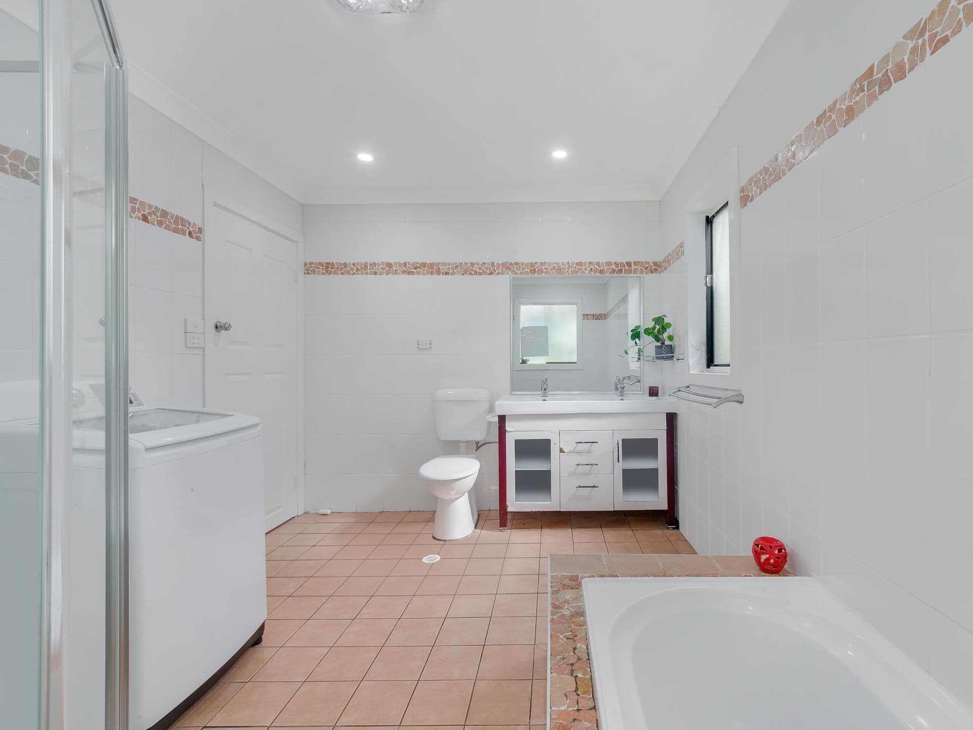 6 Yennora Street, Campbelltown NSW 2560, Campbelltown - Thumbnail 8