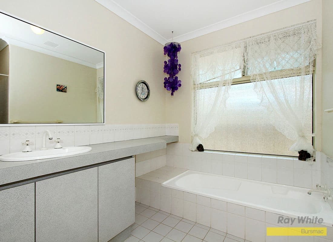 2 Giralia Parkway, BALLAJURA WA 6066, Ballajura - Thumbnail 8
