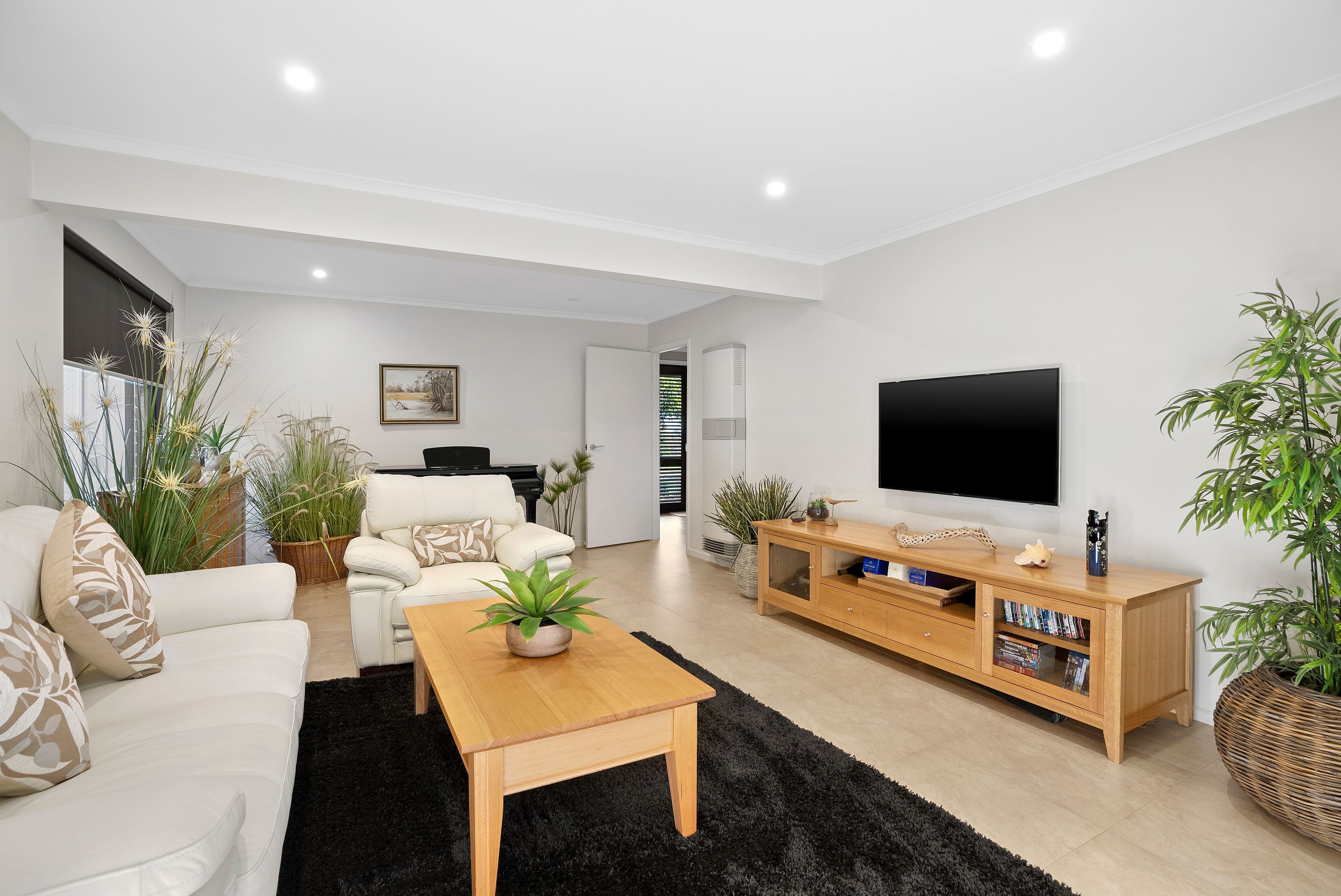 16 Rembrandt Drive, Wheelers Hill VIC 3150, Wheelers Hill - Thumbnail 2