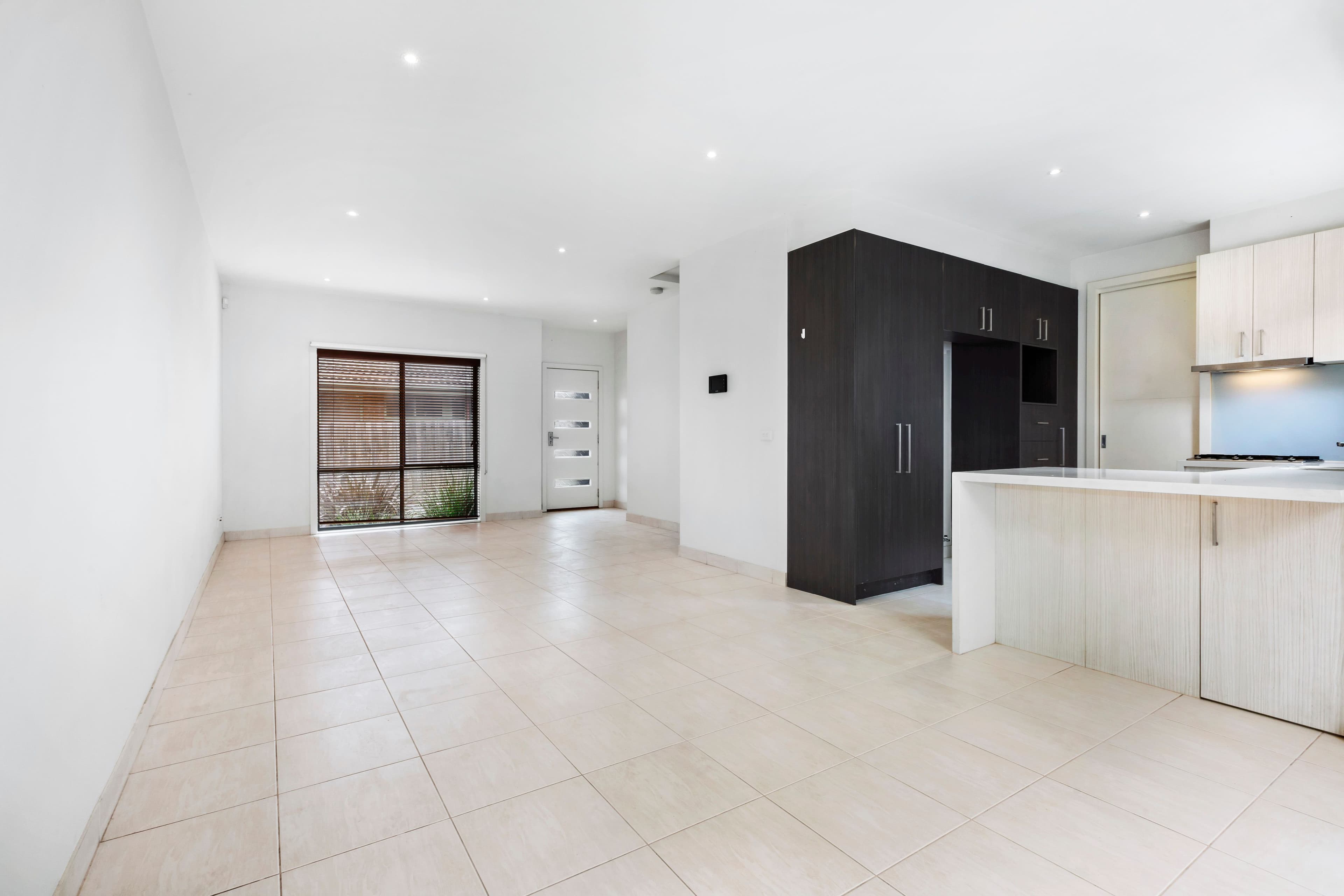 18 Oakleigh Street, Oakleigh East VIC 3166, Oakleigh East - Thumbnail 2