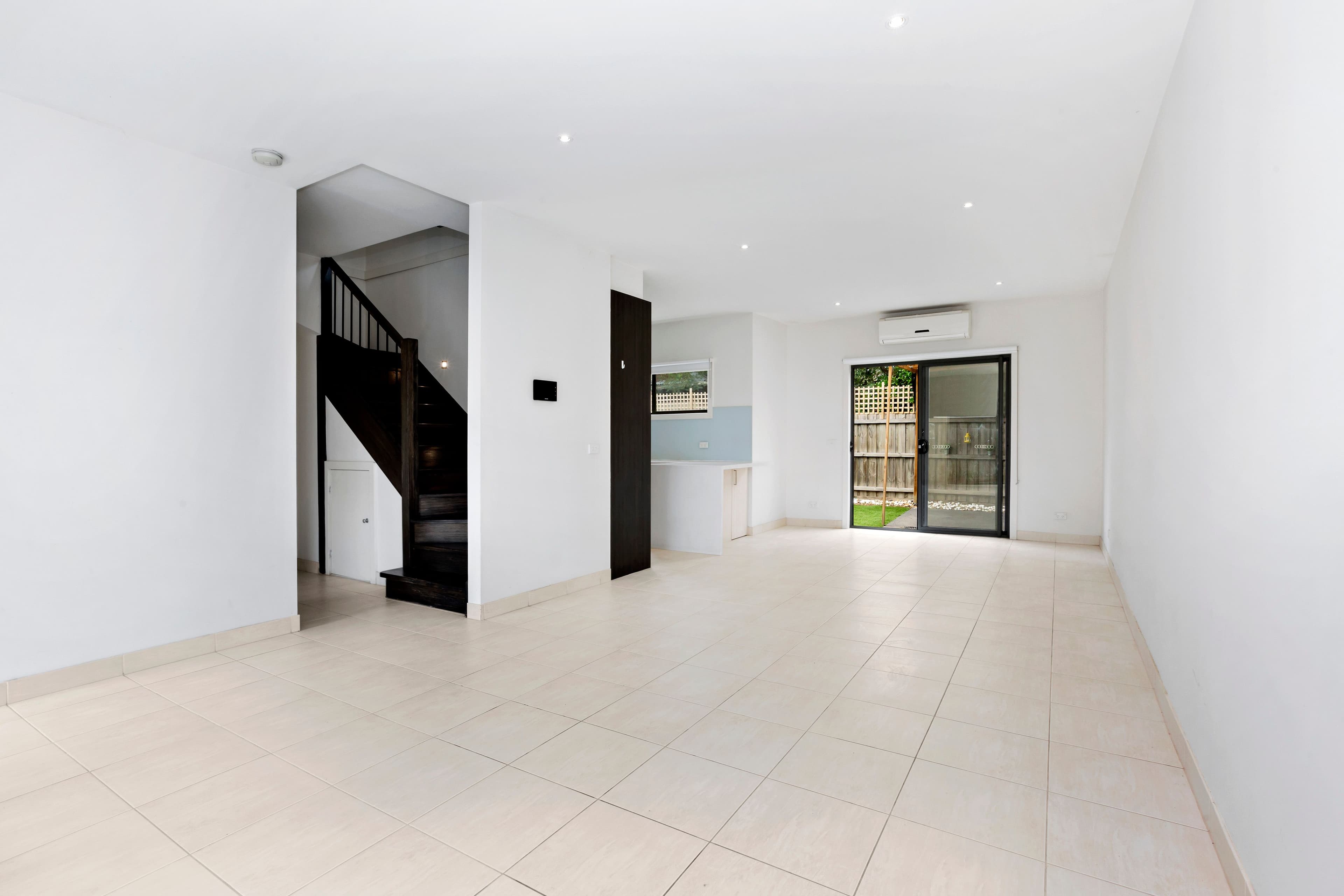 18 Oakleigh Street, Oakleigh East VIC 3166, Oakleigh East - Thumbnail 4