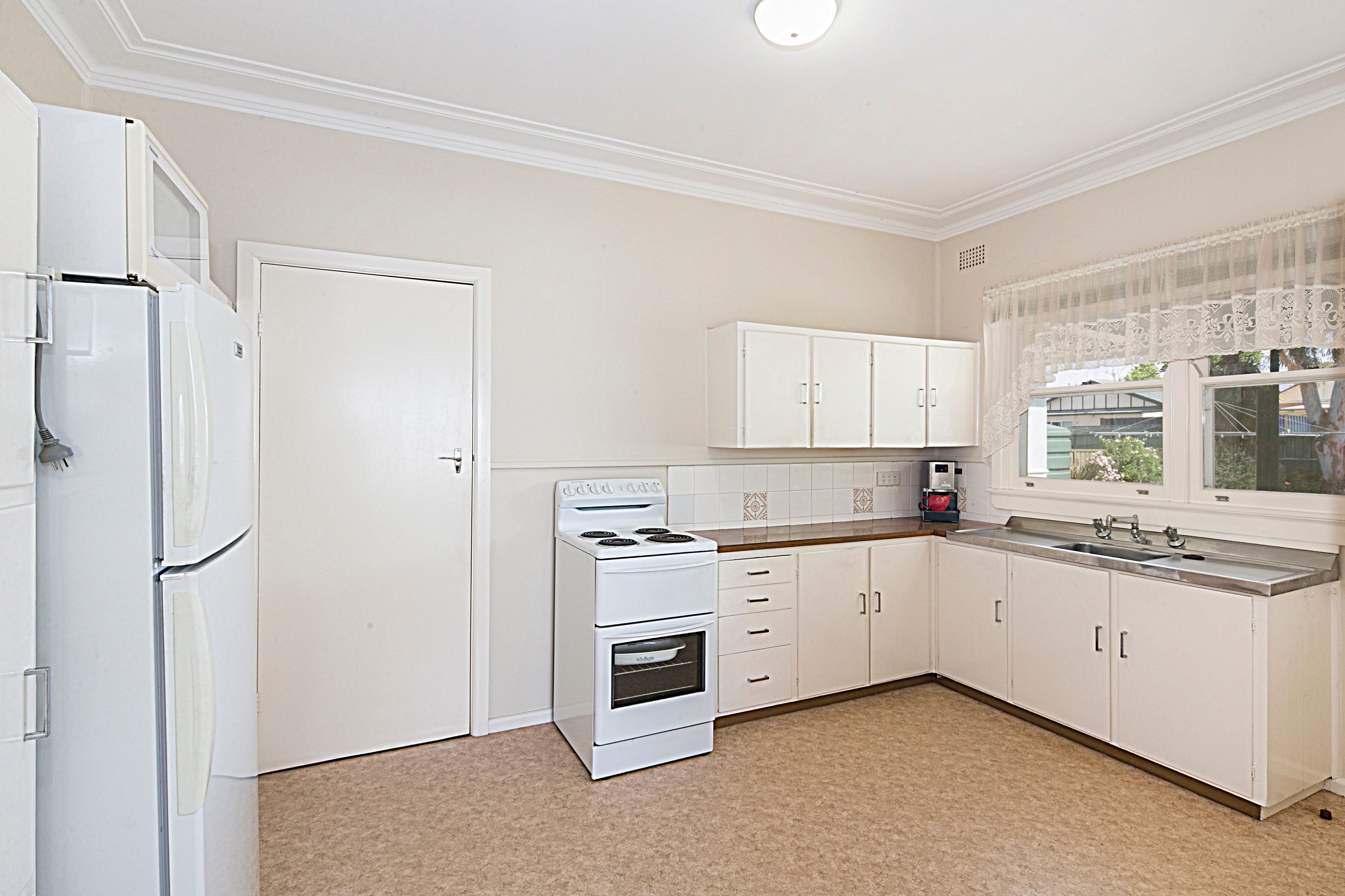 46 Opal Street, Goulburn - Thumbnail 2