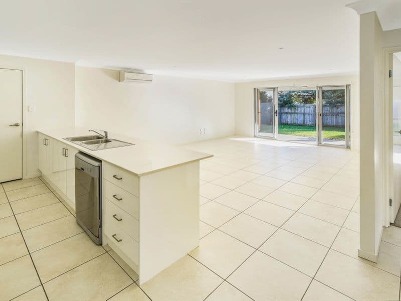 12 Sienna Crescent, Pimpama QLD 4209, Pimpama - Thumbnail 5