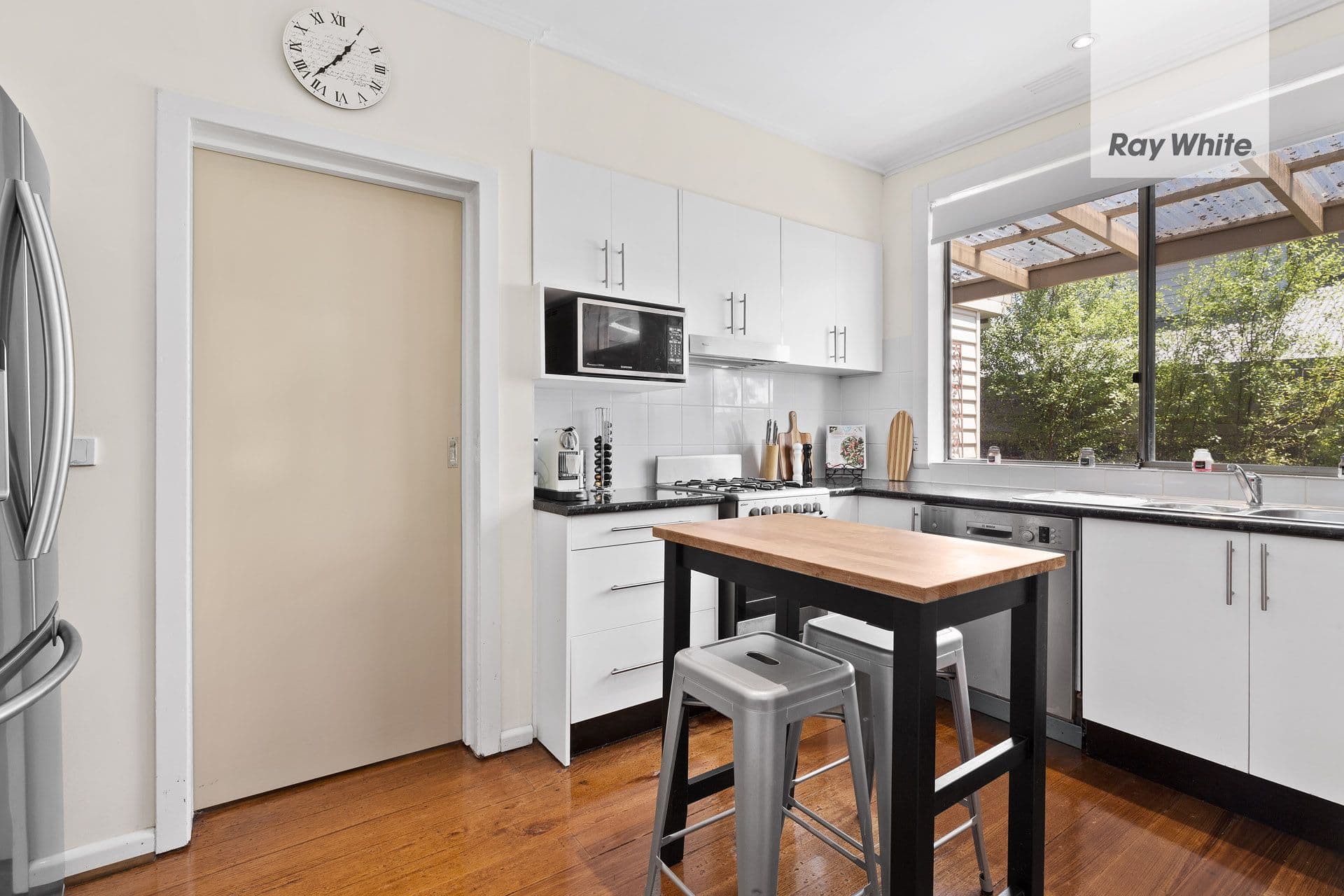 26 Clanbrae Avenue, Burwood VIC 3125, Burwood - Thumbnail 3