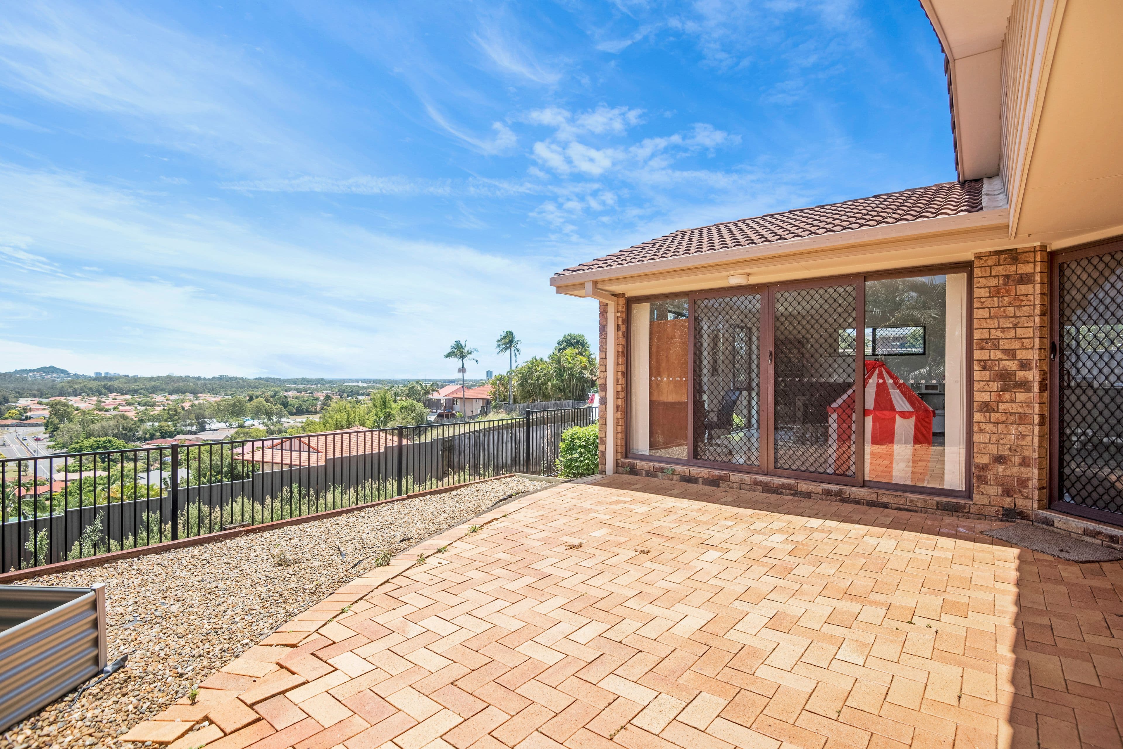 22 Jarrah Place, Banora Point - Thumbnail 2