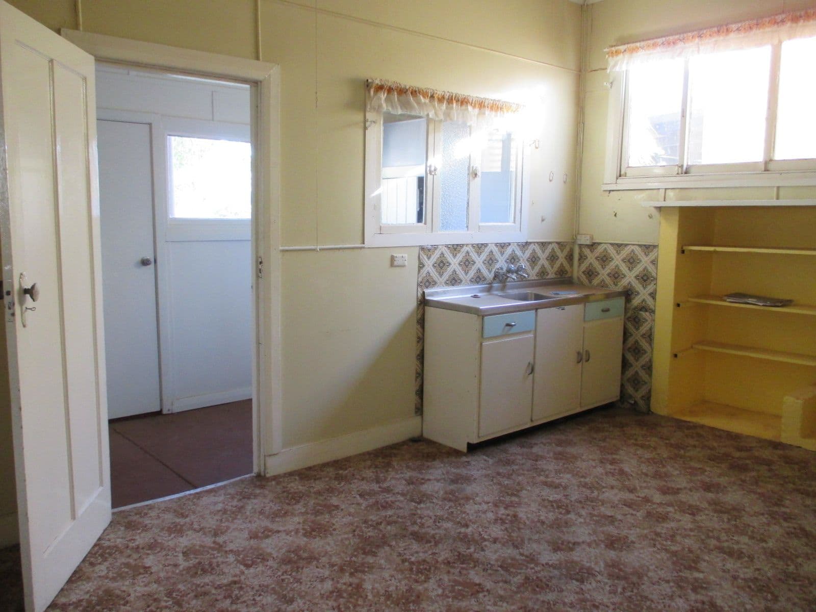 400 Chapple Street, BROKEN HILL NSW 2880, Broken Hill - Thumbnail 3