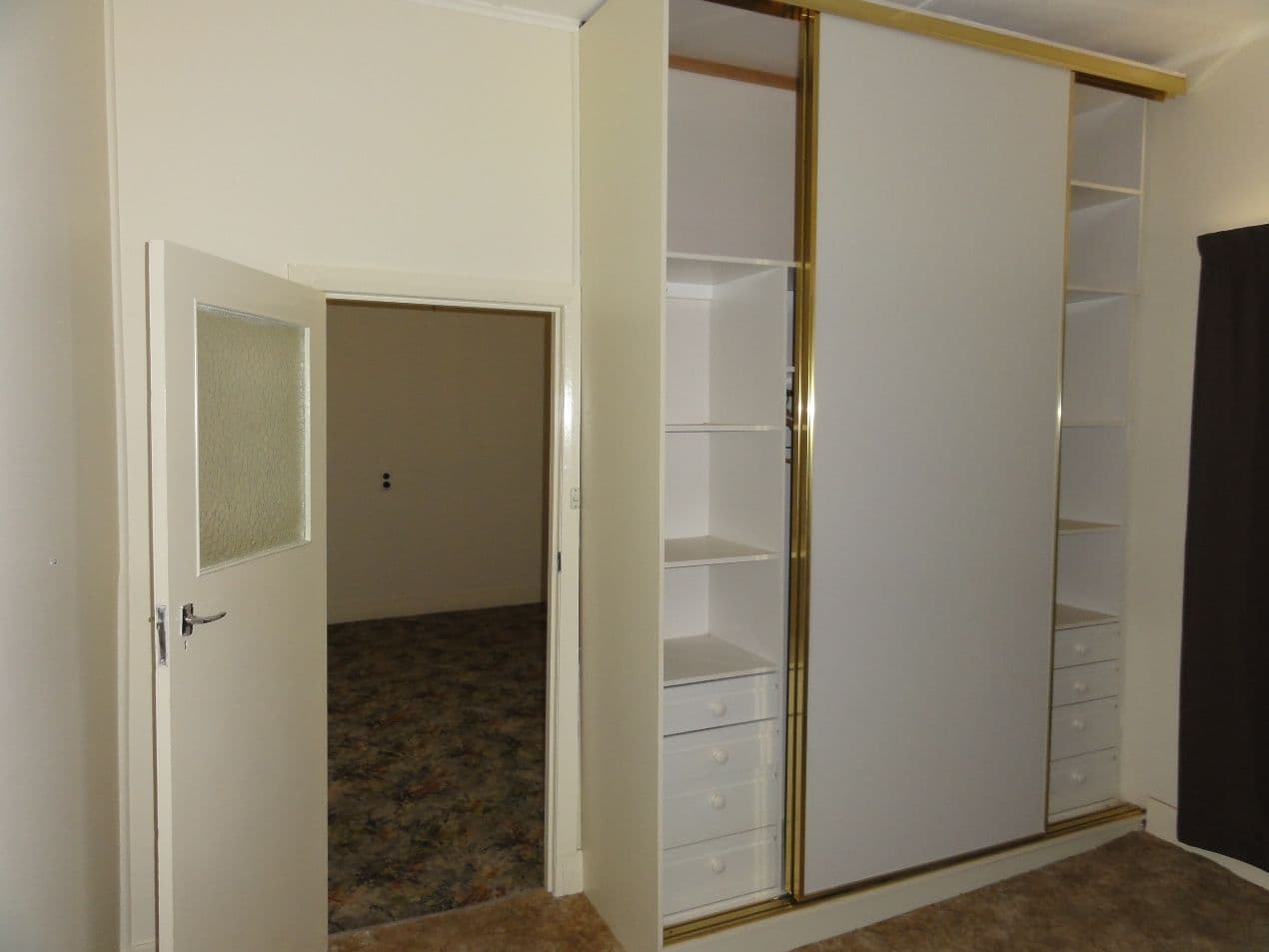400 Chapple Street, BROKEN HILL NSW 2880, Broken Hill - Thumbnail 4