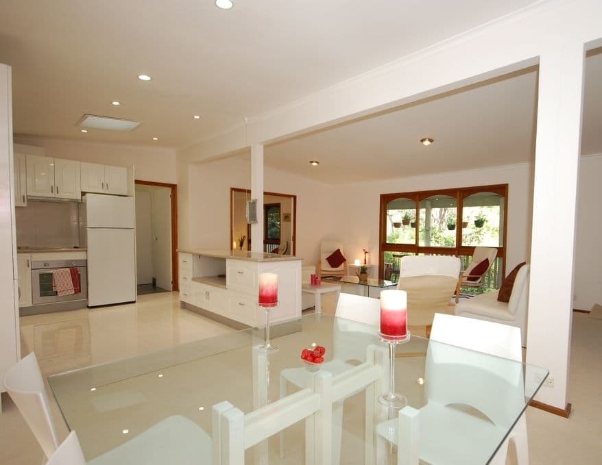 16 Joy Avenue, MOUNT EVELYN VIC 3796, Mount Evelyn - Thumbnail 2