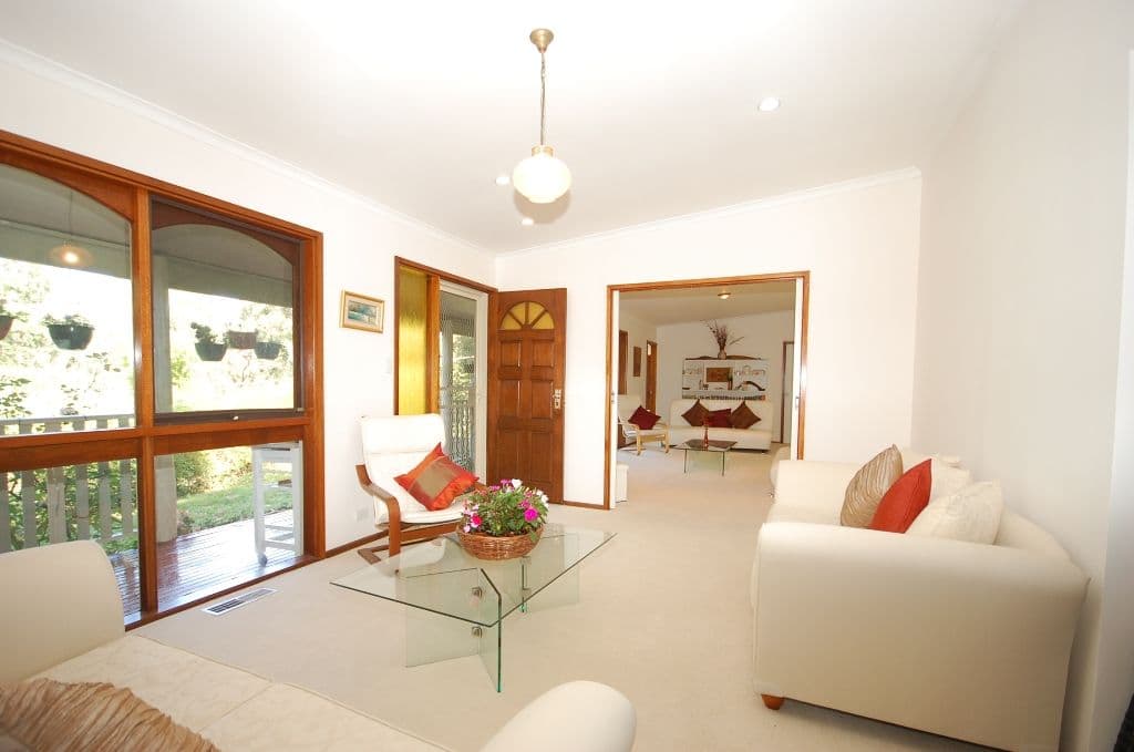 16 Joy Avenue, MOUNT EVELYN VIC 3796, Mount Evelyn - Thumbnail 3
