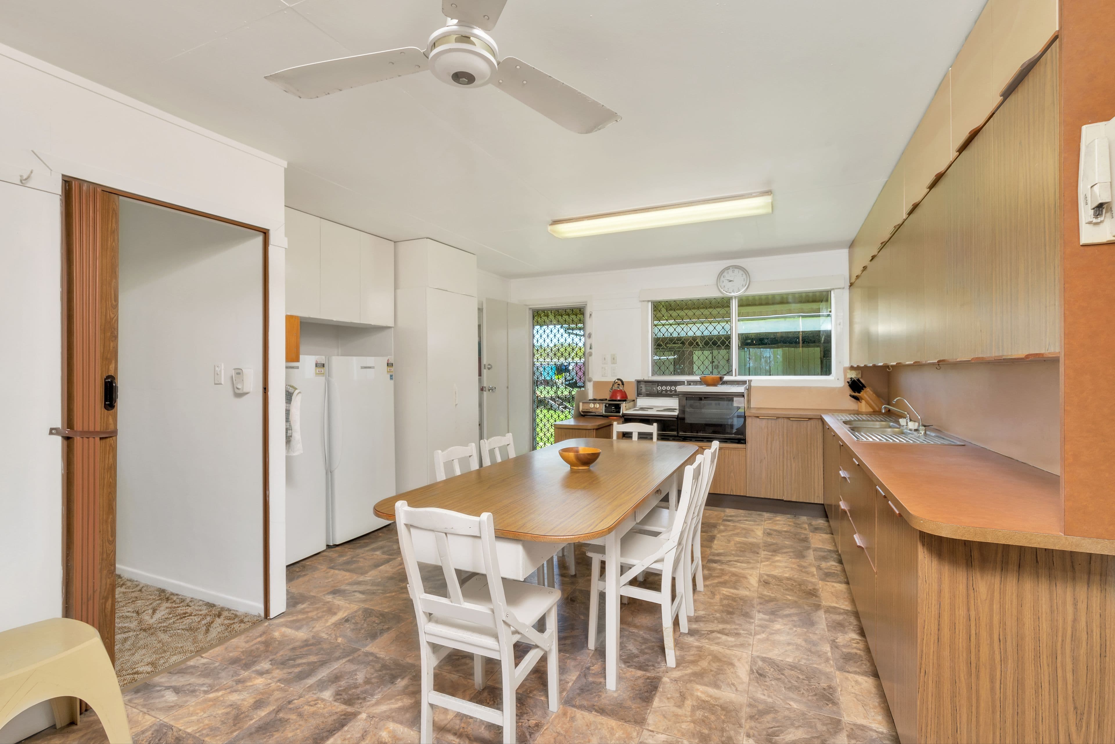 142 Esplanade, Toorbul QLD 4510, Toorbul - Thumbnail 7