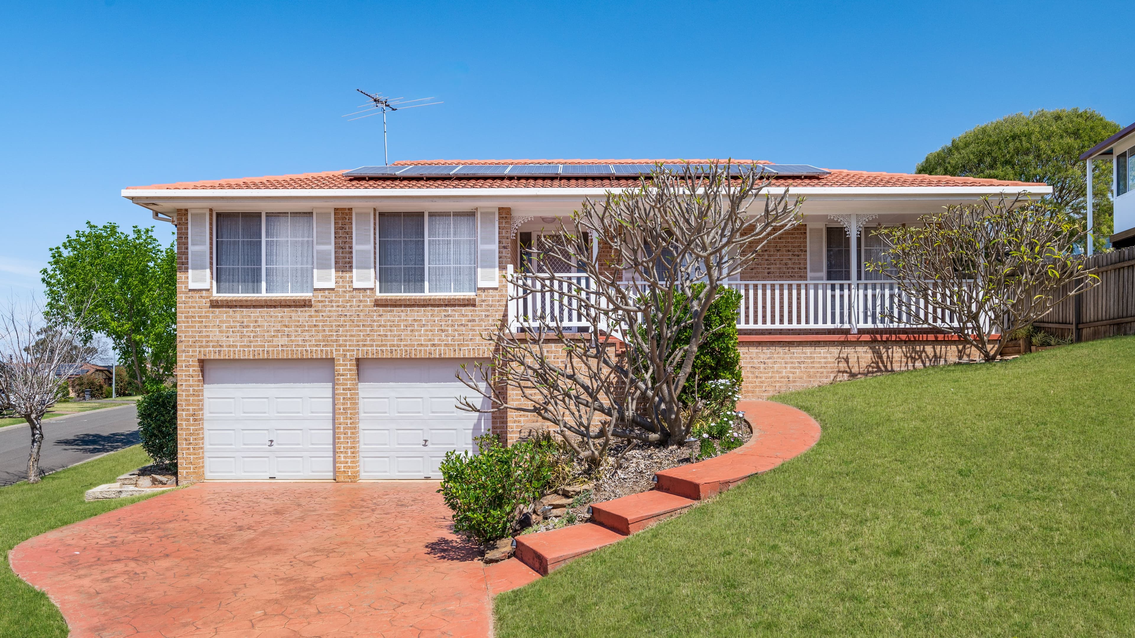 7 Cobourg Place, Bow Bowing NSW 2566, Bow Bowing - Image 1
