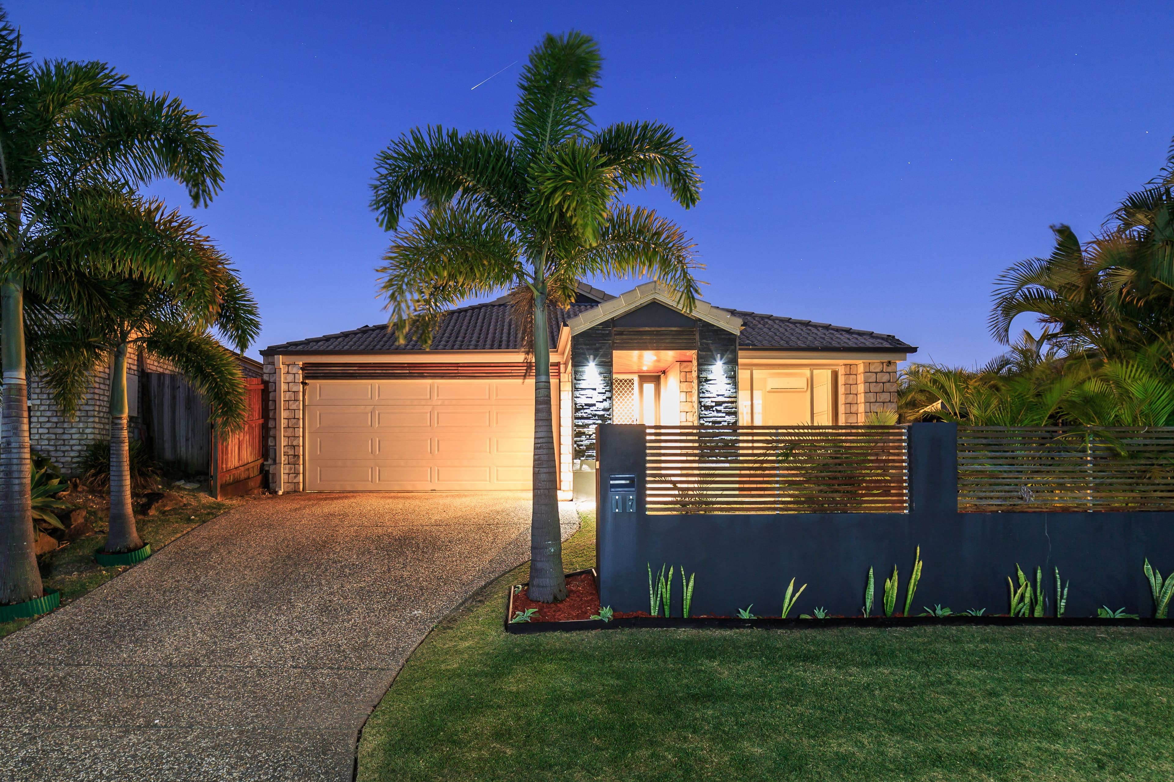 17 Nicola Way, Upper Coomera QLD 4209, Upper Coomera - Thumbnail 2