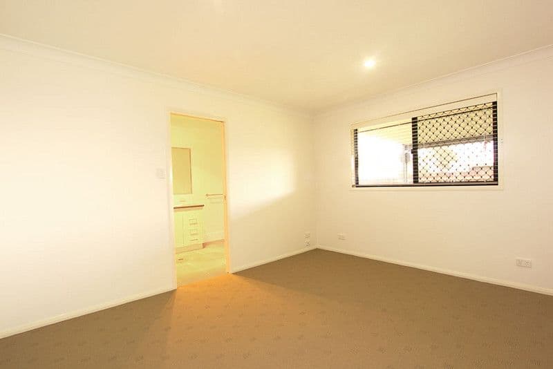 6 Graves Drive, KEARNEYS SPRING QLD 4350, Kearneys Spring - Thumbnail 8