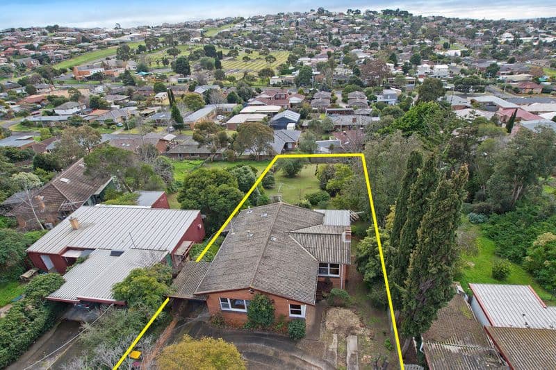 262 Roslyn Road, HIGHTON VIC 3216, Highton - Image 1