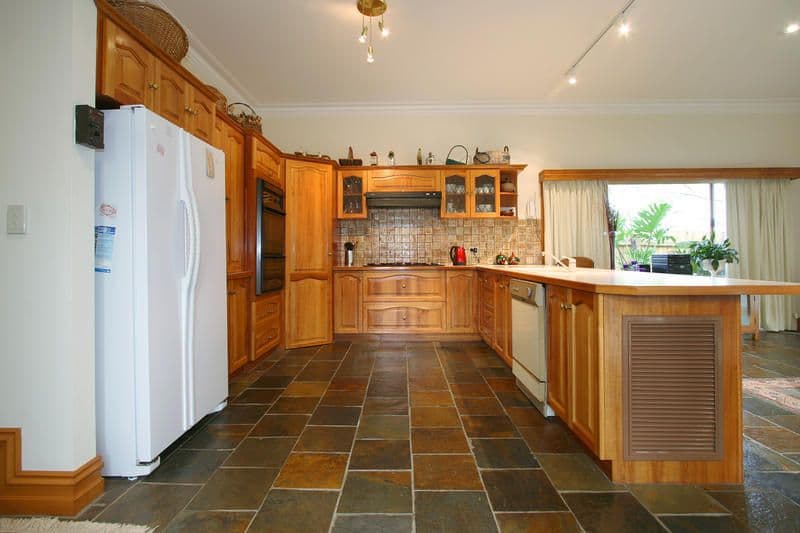 4 Grange Street, Oakleigh South VIC 3167, Oakleigh South - Thumbnail 7