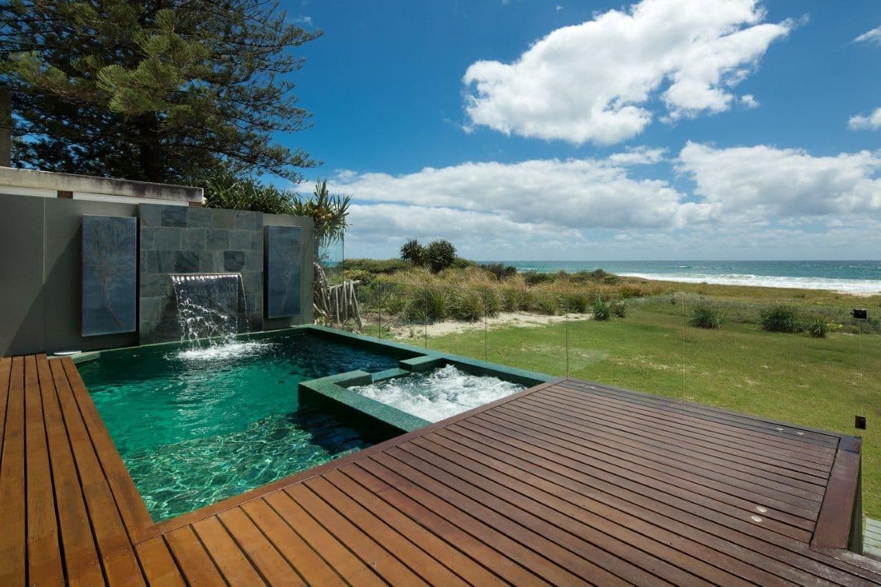 239 Hedges Avenue, MERMAID BEACH QLD 4218, Mermaid Beach - Thumbnail 5