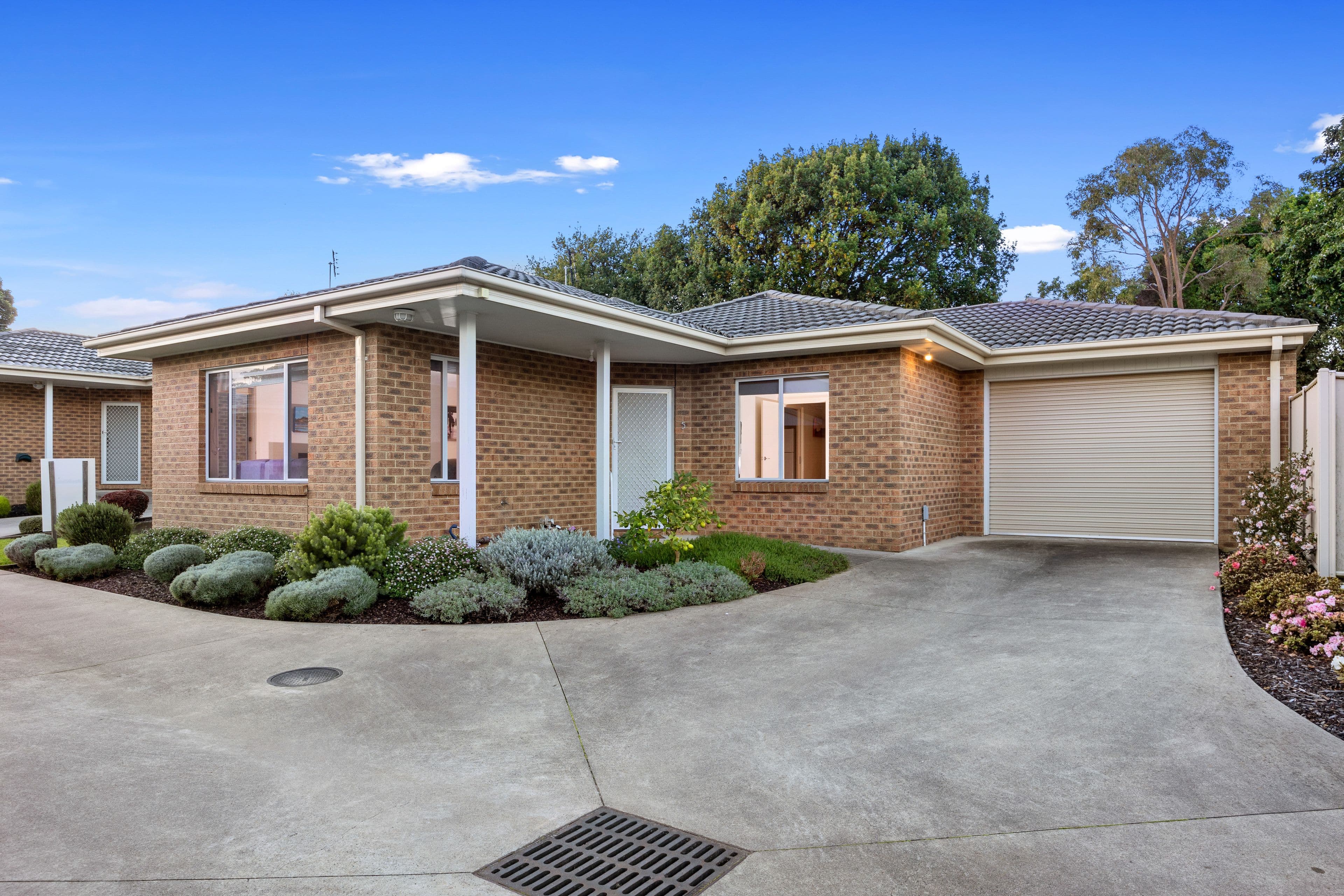 105 McCartin Street, Leongatha VIC 3953, Leongatha - Image 1