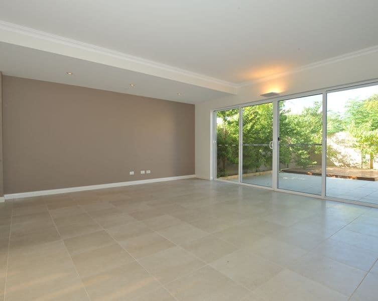2 Lewington Street, ROCKINGHAM WA 6168, Rockingham - Thumbnail 3