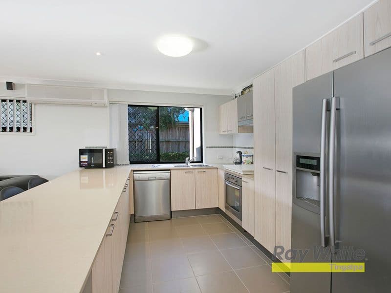 19 LACHLAN Drive, Wakerley QLD 4154, Wakerley - Thumbnail 2