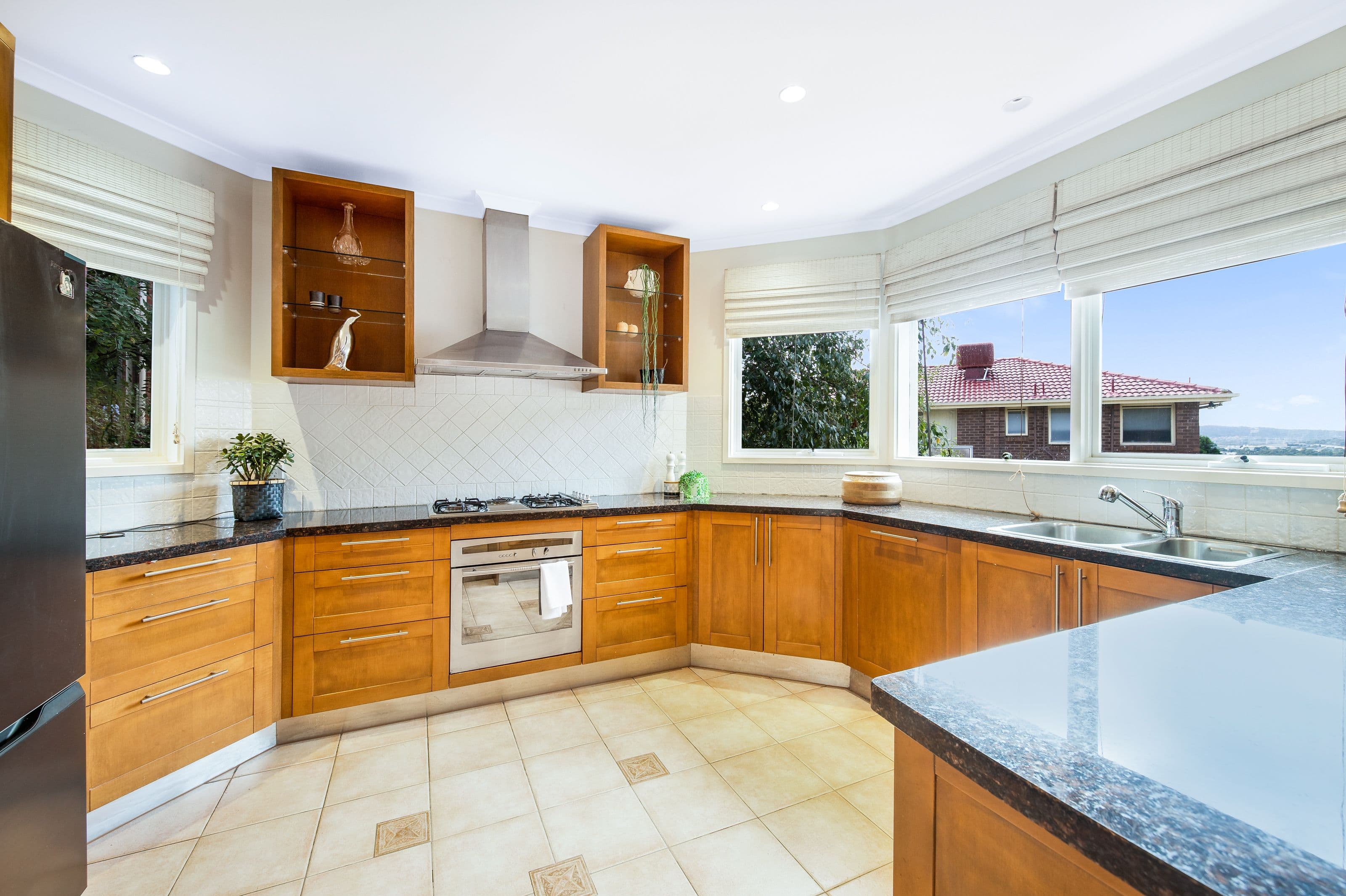 89 Grandview Road, Wheelers Hill VIC 3150, Wheelers Hill - Thumbnail 4