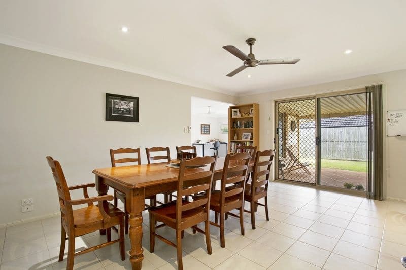 22 Turrbal Street, BELLBOWRIE QLD 4070, Bellbowrie - Thumbnail 4