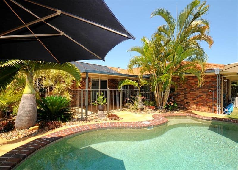 22  Oceanview Street, POINT VERNON QLD 4655, Point Vernon - Thumbnail 4
