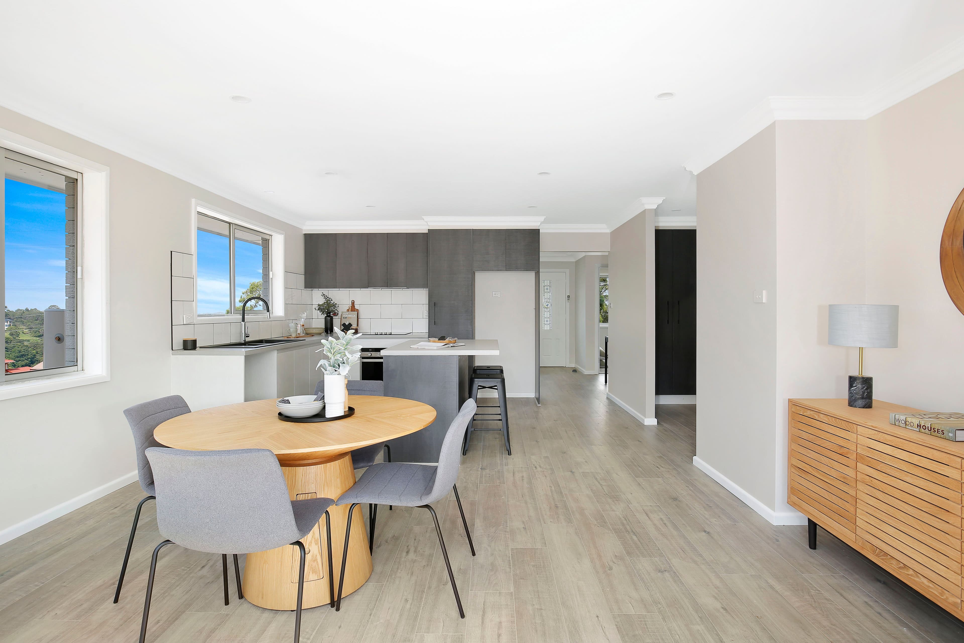 4 Gerard Avenue, Farmborough Heights - Thumbnail 4