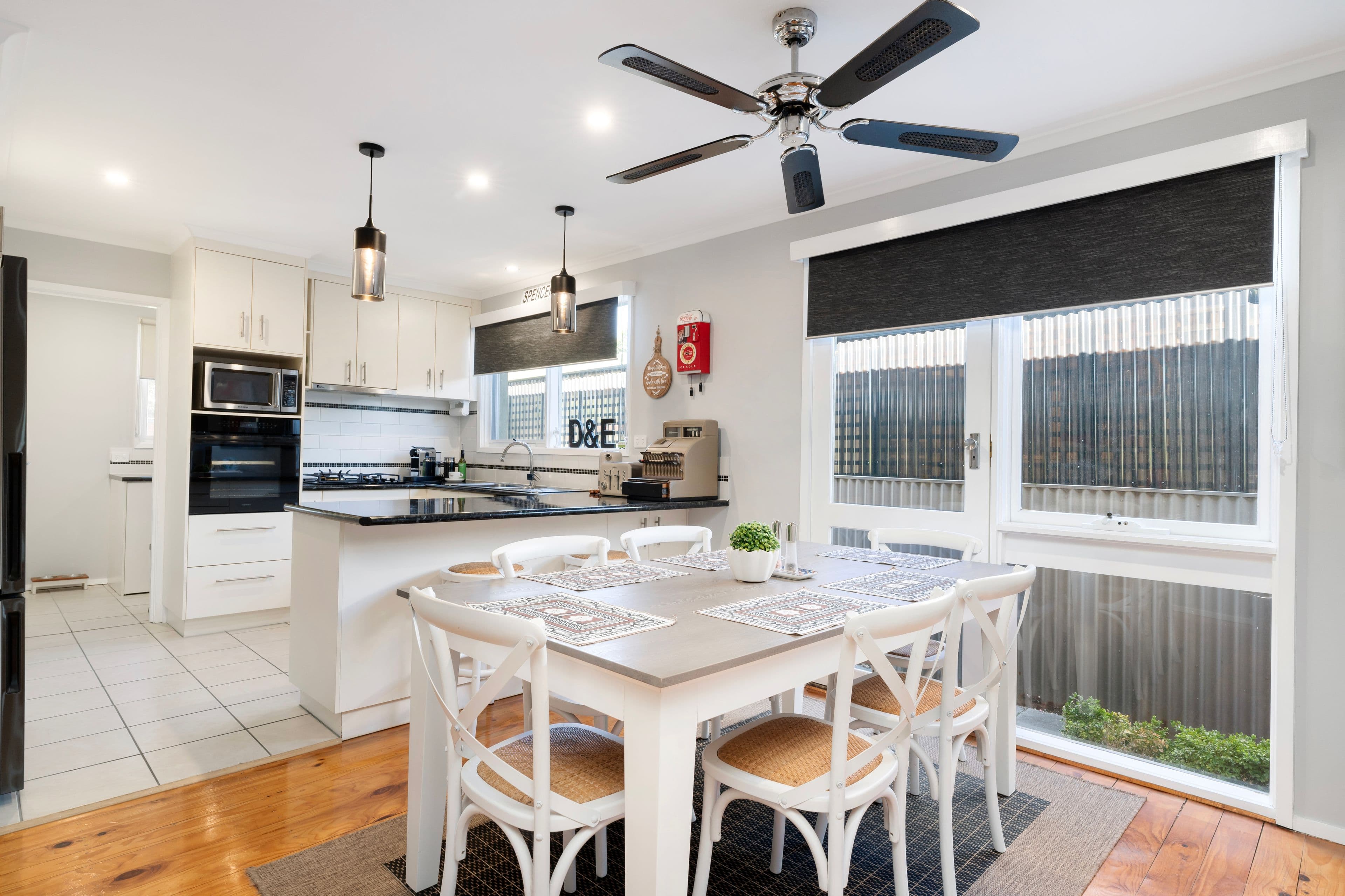 372 Sutherland Street, Lavington NSW 2641, Lavington - Thumbnail 2