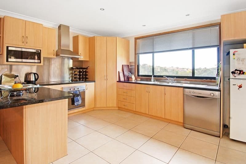 5 Ashley Avenue, FARMBOROUGH HEIGHTS NSW 2526, Farmborough Heights - Thumbnail 2