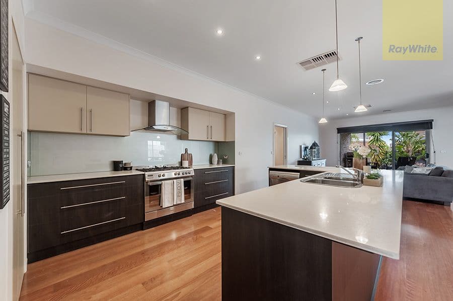183 Central Park Avenue, Craigieburn VIC 3064, Craigieburn - Thumbnail 5