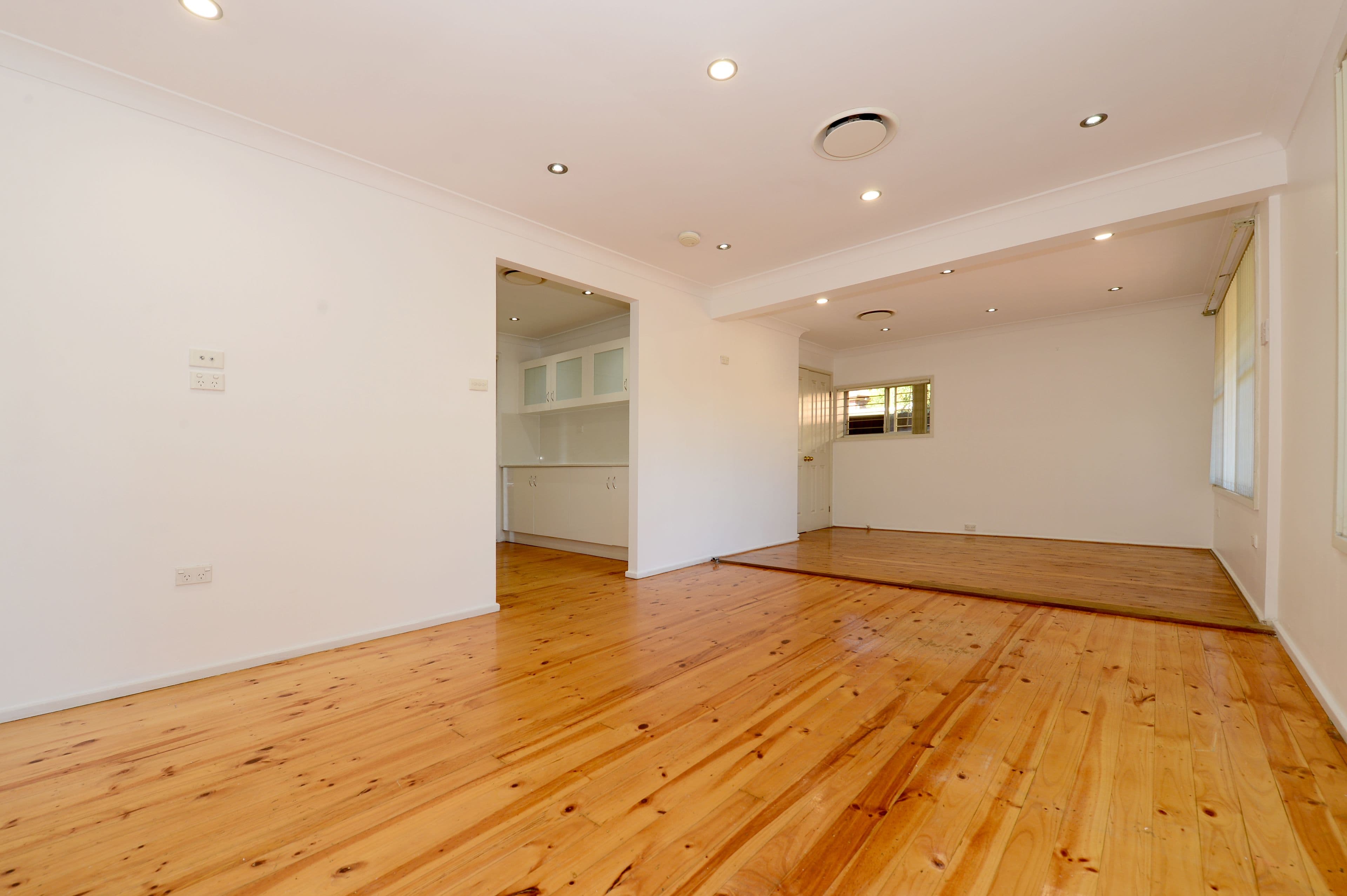 3 Coucal Place, Ingleburn NSW 2565, Ingleburn - Thumbnail 2