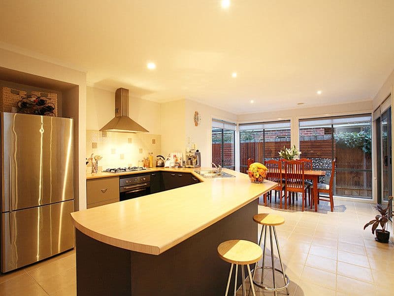 7  Paxton Close, BERWICK VIC 3806, Berwick - Thumbnail 2