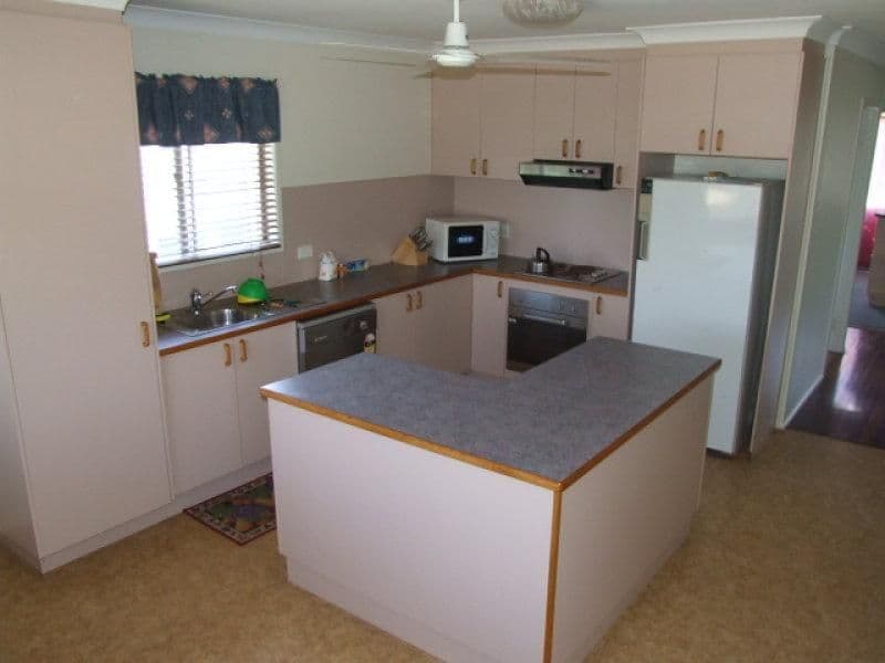 7 Skinner Street, GATTON QLD 4343, Gatton - Thumbnail 3