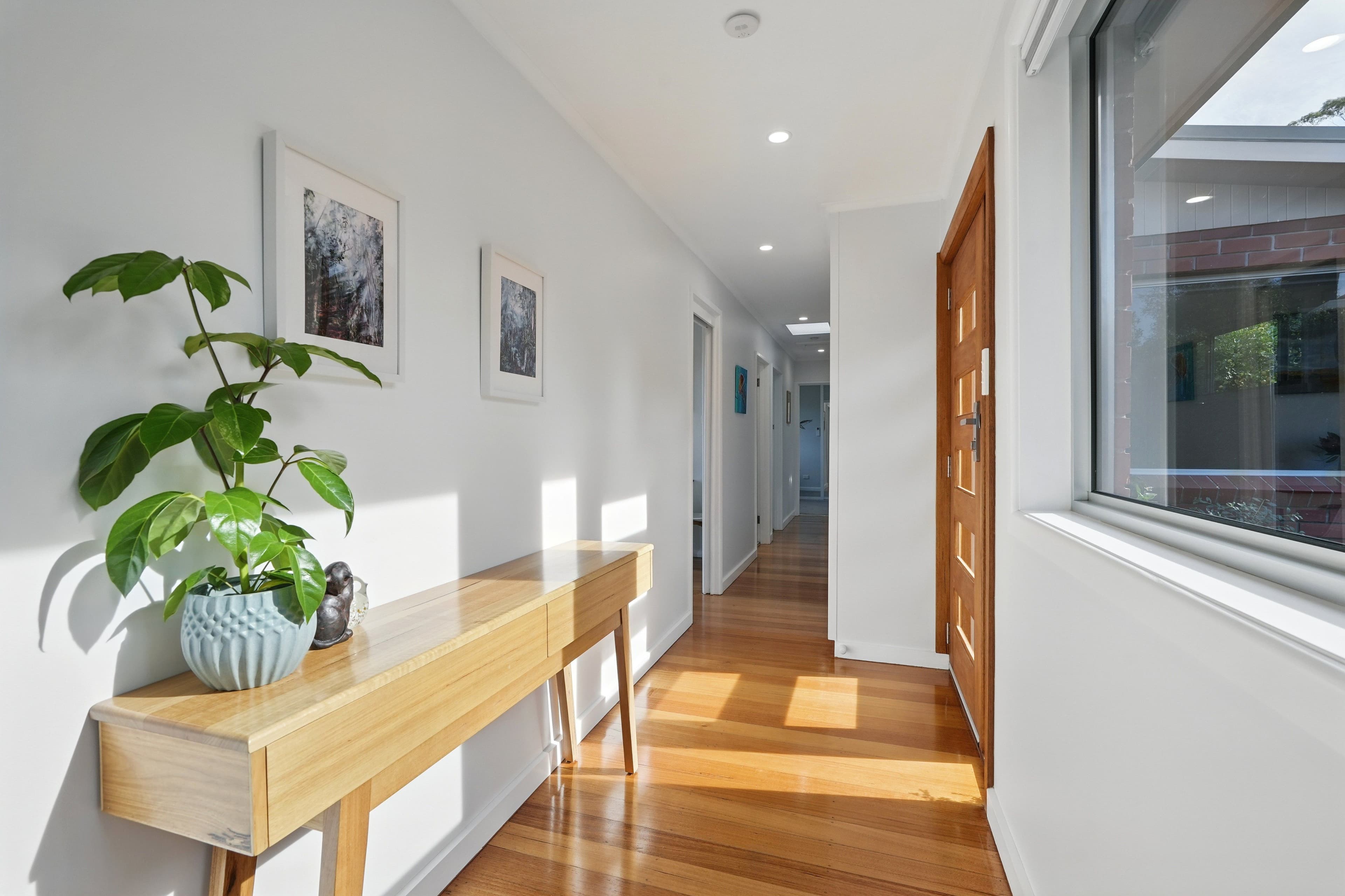 18 Cedar Street, Lindisfarne TAS 7015, Lindisfarne - Thumbnail 5