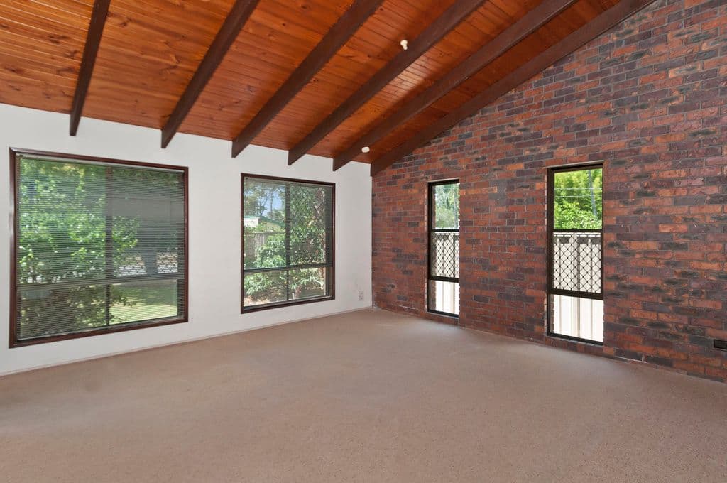 11 Moore Street, Loganlea QLD 4131, Loganlea - Thumbnail 5