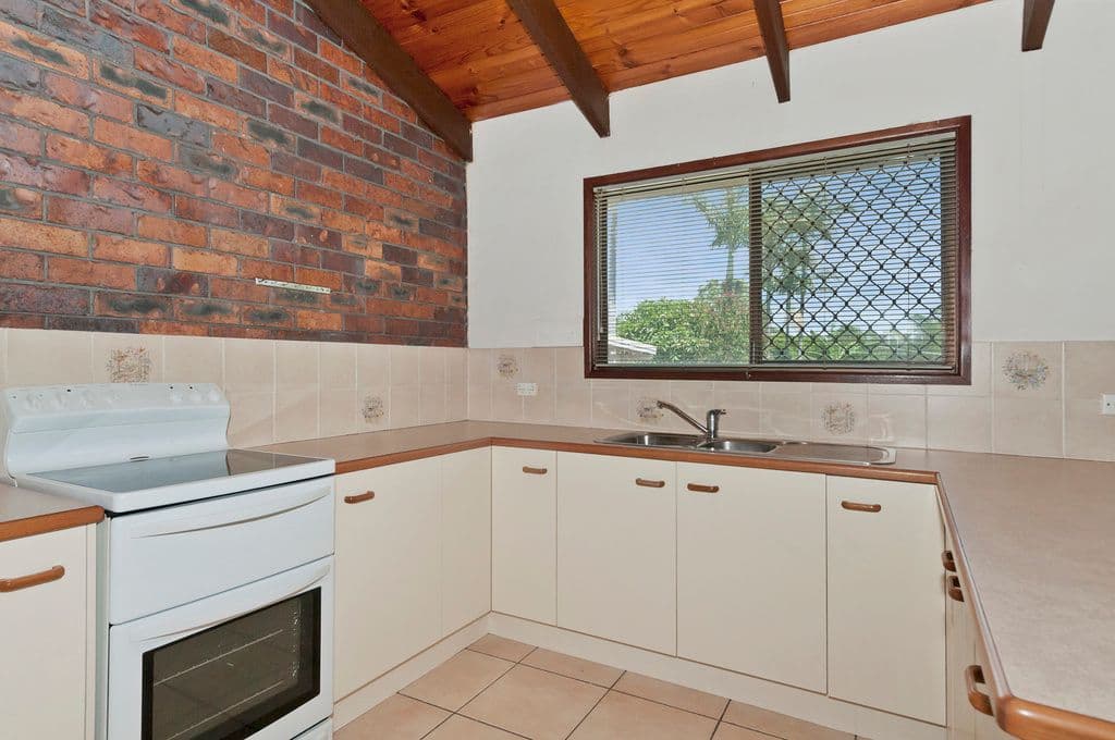 11 Moore Street, Loganlea QLD 4131, Loganlea - Thumbnail 8