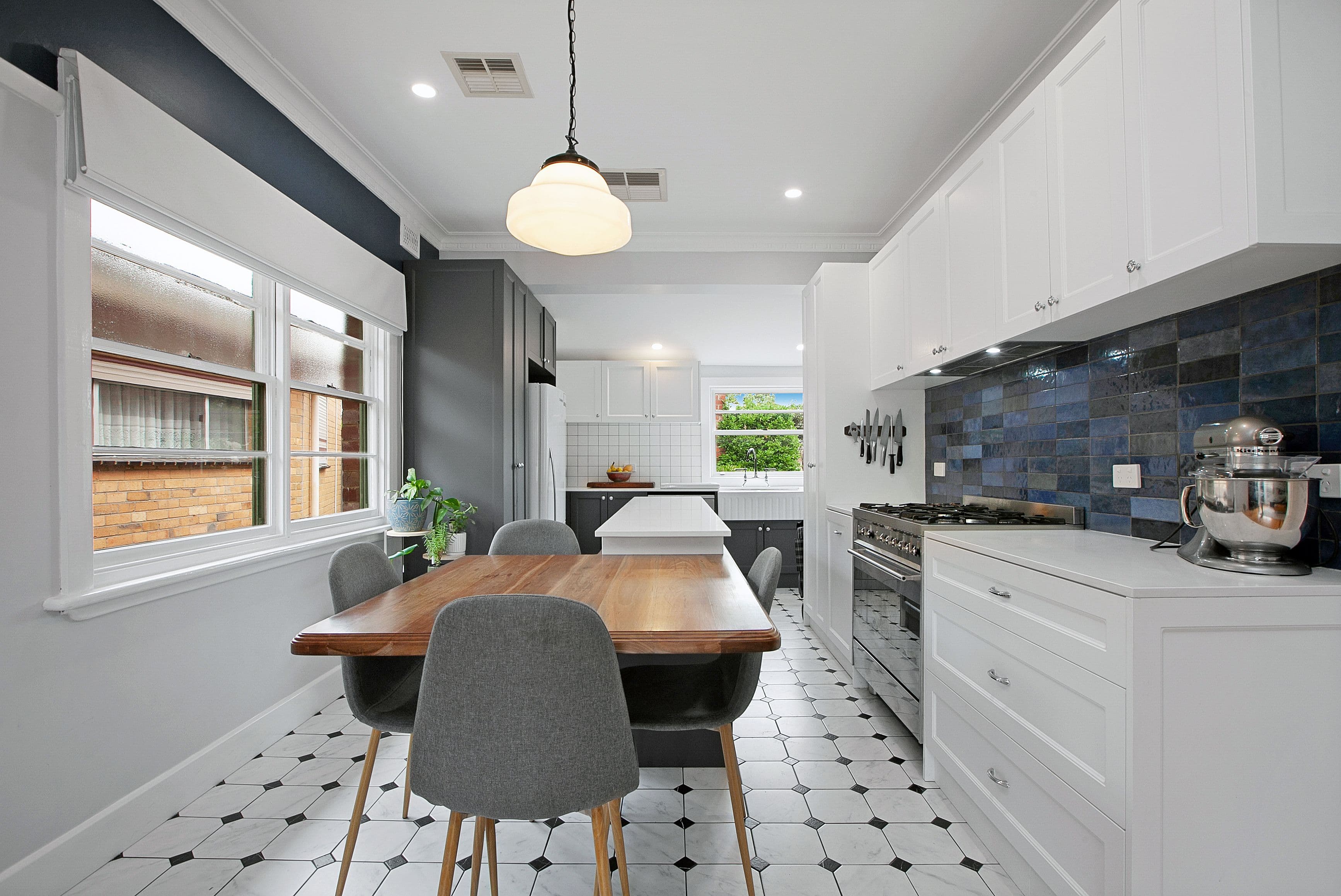 35 Lloyd Avenue, Reservoir VIC 3073, Reservoir - Thumbnail 4