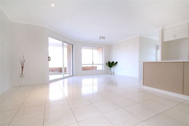 15 Barambah Street, GLENVALE QLD 4350, Glenvale - Thumbnail 4