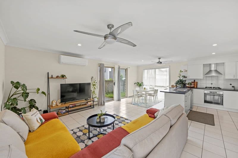 Unit 4/2342-2358  Gold Coast Highway, Mermaid Beach, QLD, 4218, Mermaid Beach - Image 1