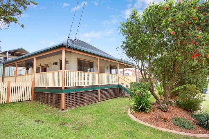 15 Cowper Street, HELENSBURGH NSW 2508, Helensburgh - Image 1