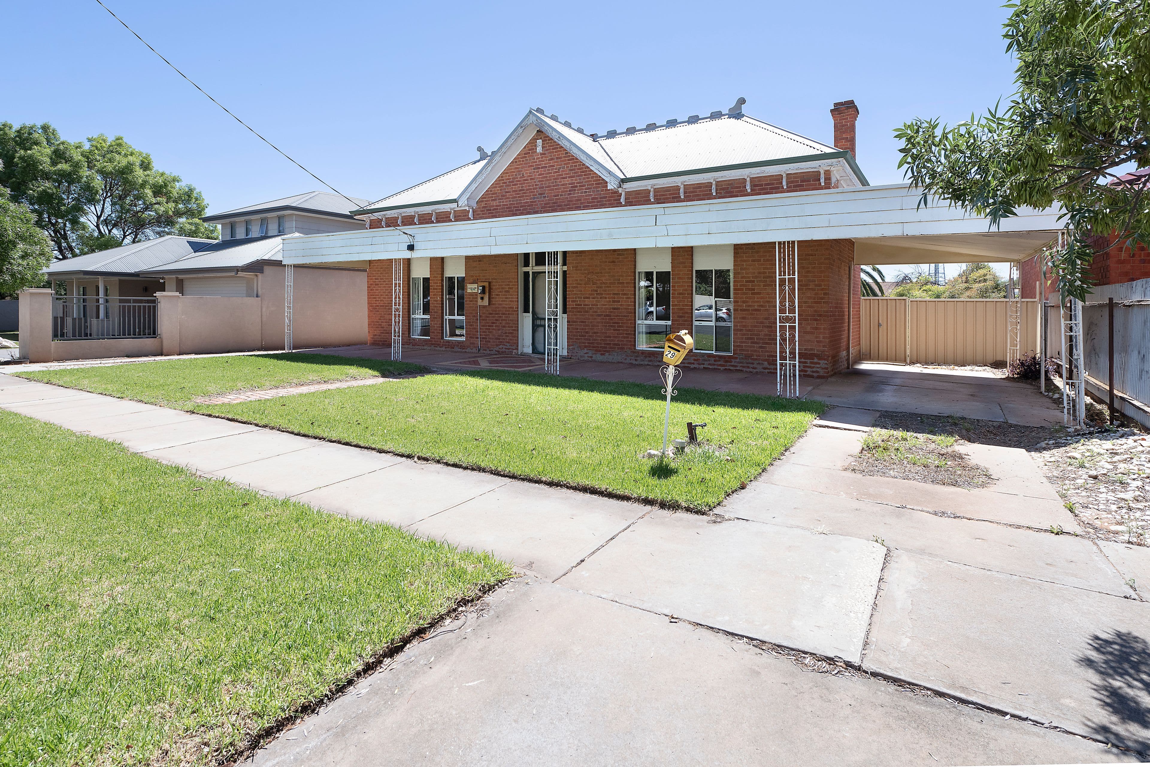 29 Splatt Street, Swan Hill VIC 3585, Swan Hill - Thumbnail 2