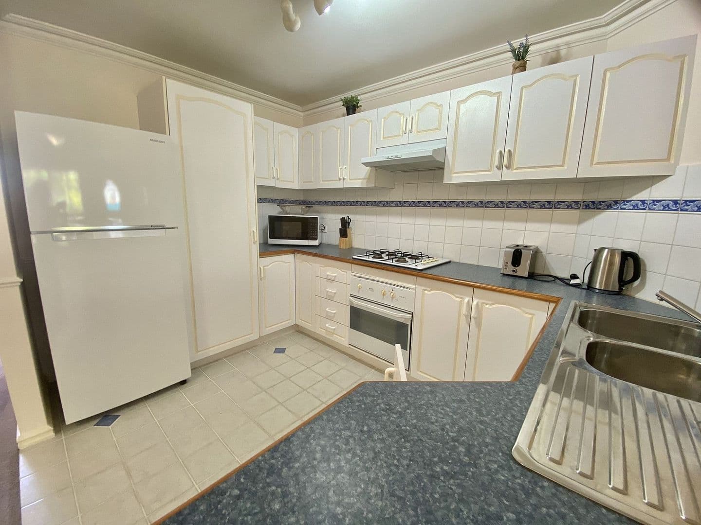 2 Preston Street, Como WA 6152, Como - Thumbnail 7