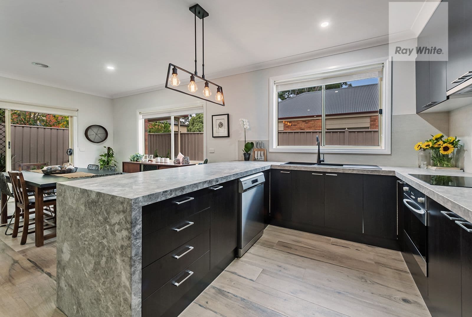7 Bowman Glen, Craigieburn VIC 3064, Craigieburn - Image 1