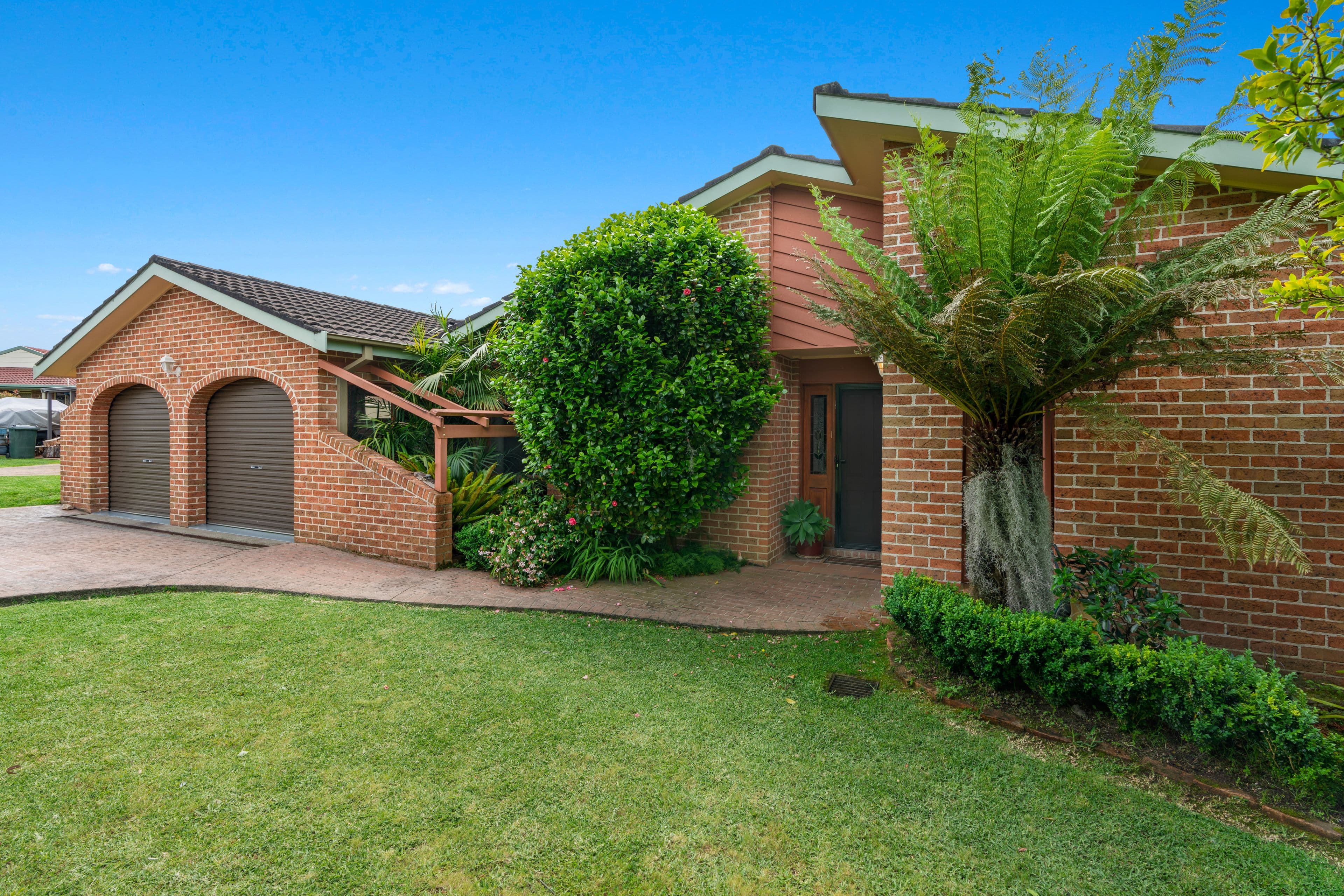 8 Ilinga Close, North Nowra NSW 2541, North Nowra - Image 1