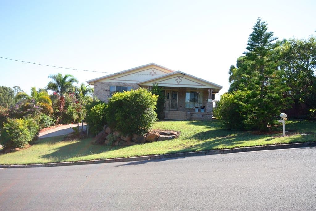 6 Clarke Drive, BILOELA QLD 4715, Biloela - Thumbnail 2